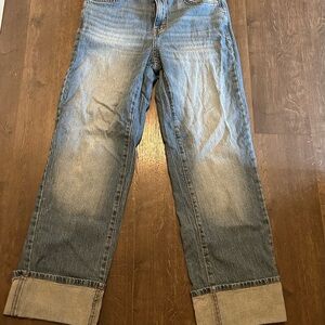 Time and Tru Light Blue Relaxed Jeans